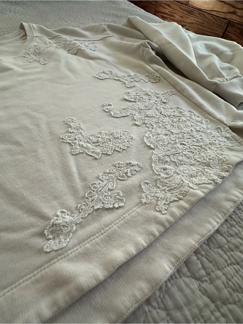 Anthropologie Cream Lace Appliqué Scoop-Neck Sweatshirt